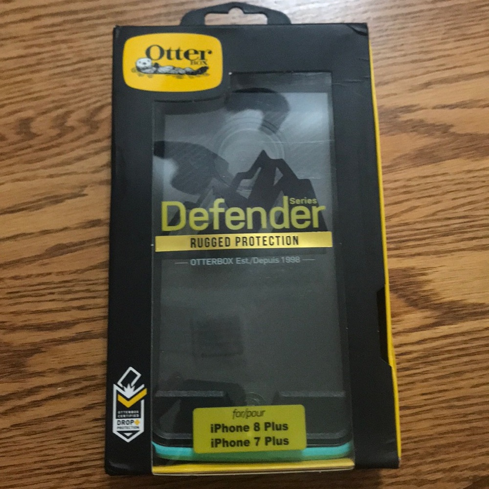 Otter box defender iPhone 7/8+